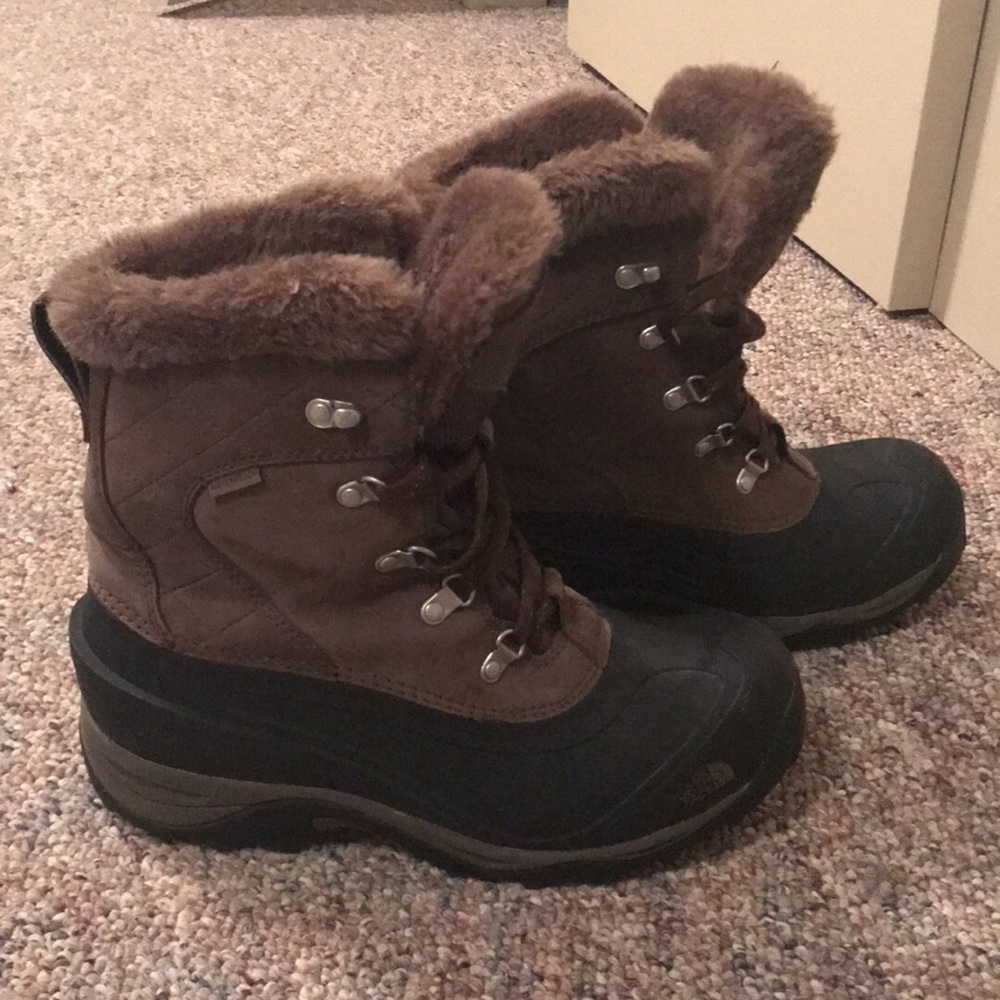 Snow Boots